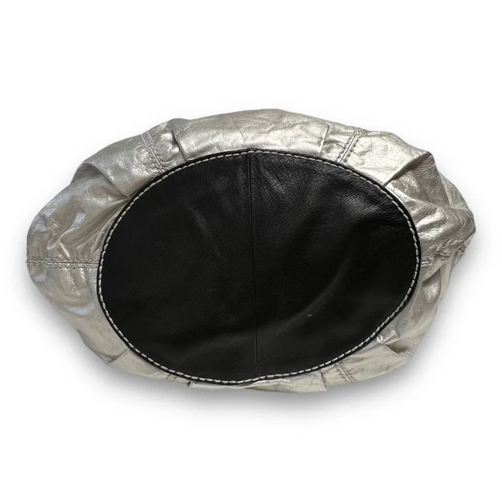 B. MAKOWSKY Vintage black silver leather hobo bucket bag with top stitching